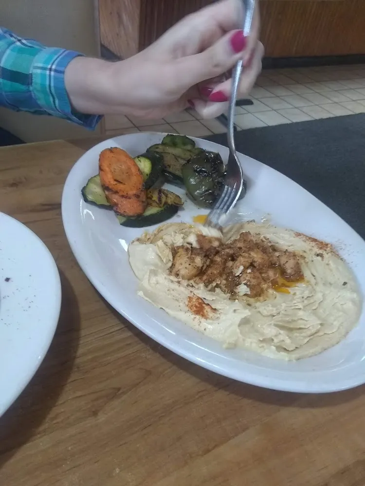 Chicken Hummus Platter